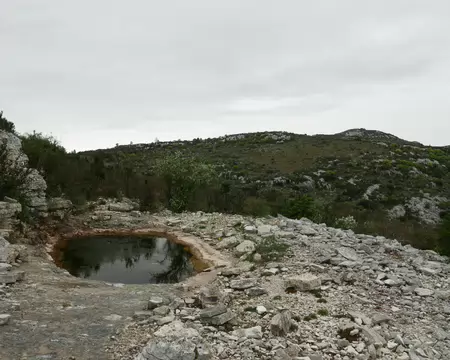2026-04-12 10-55-09 Lavogne à l'est du Pico Farrio.