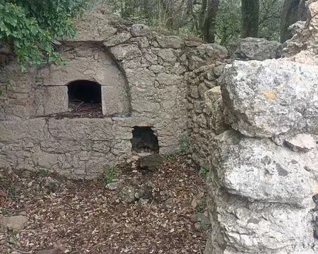 2026-04-13 17-36-21 Mas d'Agre : le four à pain.