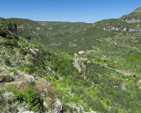 2026-04-15 12-52-06 Vue sur Madières et son château.