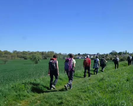 P1220786 en marche vers Saint-Fiacre...