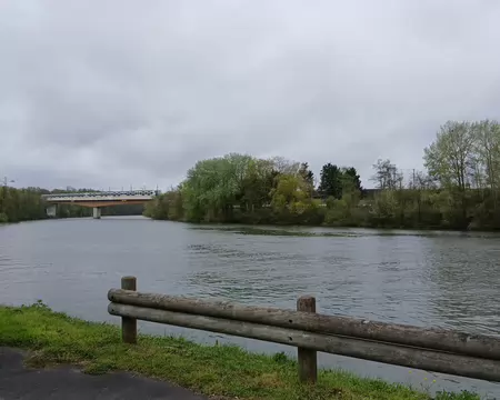 018 Le viaduc de Neuville (RER A)