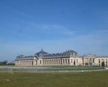 P1220935 Les Grandes Ecuries édifiées en 1740