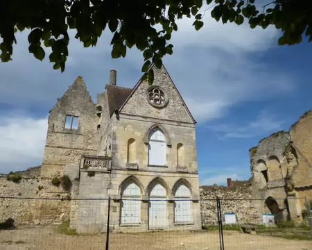 P1220963 Vestiges du Château royal