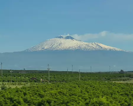 20260427_093023 L'Etna domine la Sicile