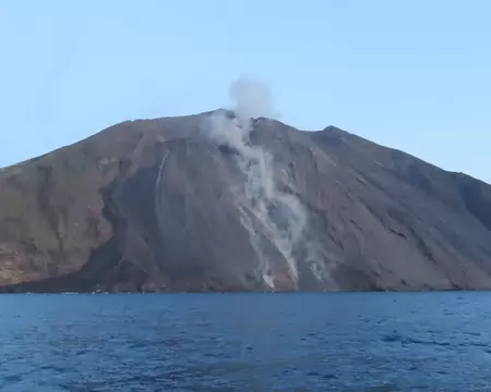 20260503_195612_IMG_9758 Stromboli