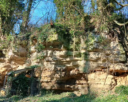 005 Affleurement au bord du chemin