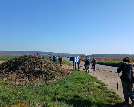 024 Sur le plateau en direction de Marines par le GR 1