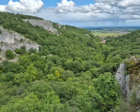 20260516_163538 Vue sur la combe d'Amnbin et vers Chambolle-Musigny.