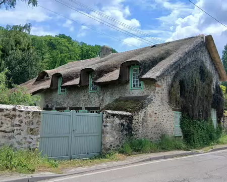 037 Chaumière à Jouars-Pontchartrain (Val de Mauldre)