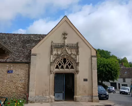 003 L’entrée du cimetière de Montfort-l’Amaury