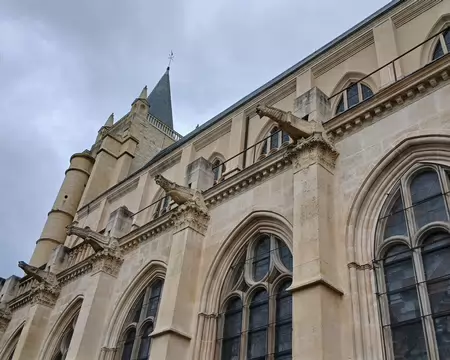 018 L’église côté sud