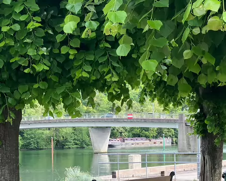 Le pont sur la Seine.