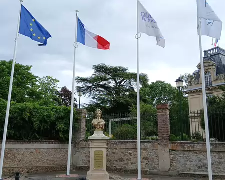 015 La statue de la République