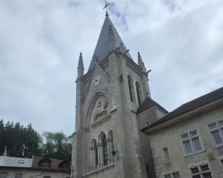 027 Église de l'Abbaye de Montbenoît. Elle est aujourd'hui le seul ensemble religieux médiéval de cette importance conservé dans le Doubs.
