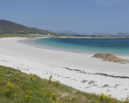 La plage de Gorteen Bay.