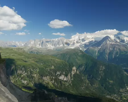 2026-07-12-17h46m42 Vue sur le massif du Mont-Blanc depuis le dérochoir