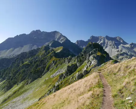 2026-08-23-09h28m03 Joli parcours vers le grand Miceau et le pic du Frêne