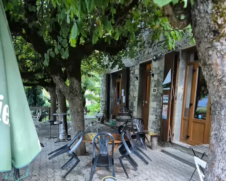 2026-08-25-08h46m01 La terrasse