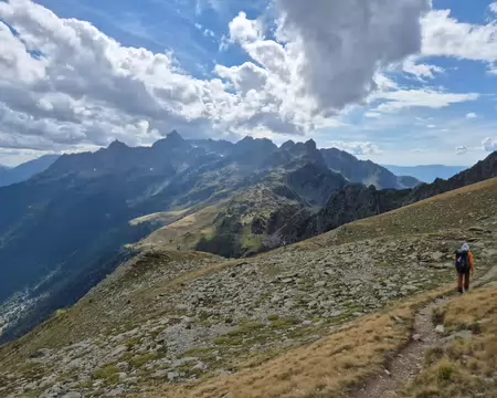 2026-08-25-15h53m03 Beau panorama sur le sud du massif de Belledonne
