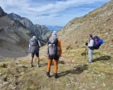 2026-08-26-11h10m26 Prêt pour la descente vers le refuge de Jean Collet