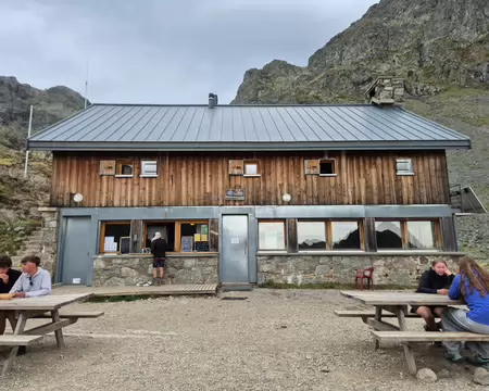 2026-08-26-17h10m37 Refuge de la Pra