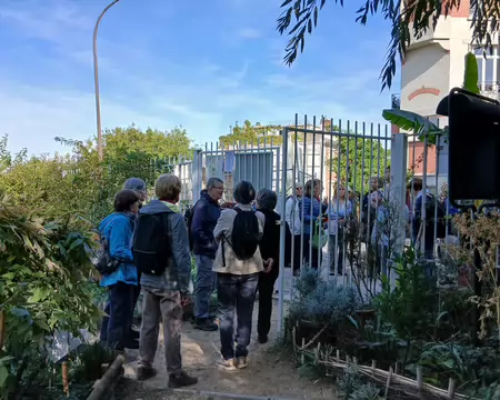 044 Fin de la visite du jardin partagé