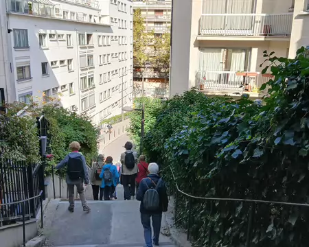 046 Nous quittons la butte Bergeyre par l’escalier de la rue Tagrine
