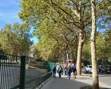 050 Direction la station de métro Colonel Fabien. Merci à Patrick et à Martine pour cette belle visite