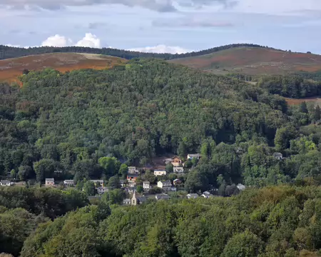 024 Vue sur le village de Fraïsse-sur-Agout.