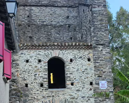 088 Porte de la Bistoure. C'est l'une des quatre portes qui jalonnaient au Moyen Age l'enceinte fortifiée.