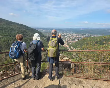 105 Vue panoramique sur Mazamet et sa région.