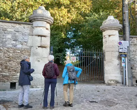 002 La Porte des Vignes, à l’entrée du domaine national de Saint-Cloud, et la sente du Nord