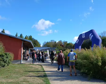 033 Le club-house