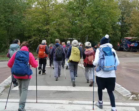 020 Dans les clous pour la traversée de la route de Poissy au carrefour de la Croix de Noailles