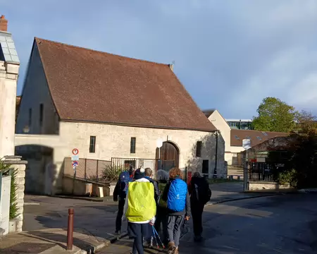037 La Grange est l’un des rares vestiges de l’ancien prieuré Saint-Louis fondé en 1304 par Philippe le Bel.