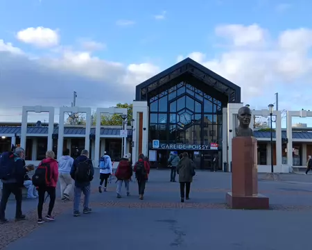 050 Merci Martine pour cette belle randonnée patrimoniale en Yvelines