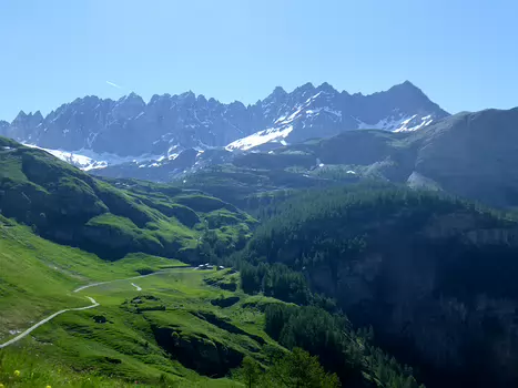 2018-06 Val d'Aoste Bernadette P, détail sortie