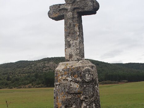 2018-10 Saint-Guilhem Bernadette B, détail sortie