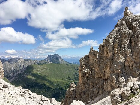 2019-07 Dolomites AV2 Florence C, Philippe C, Xavier L, Kueng M, Christian P, détail sortie