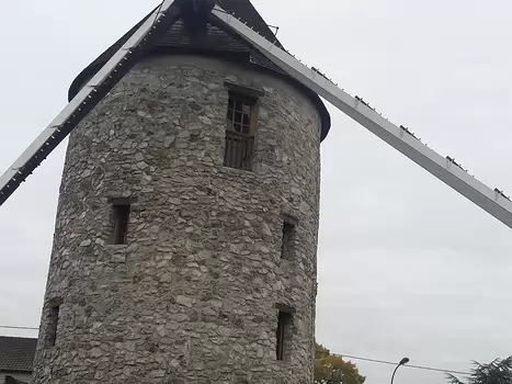 2019-10 Montfermeil Danielle H, détail sortie