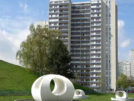 2021-04 Bobigny Hélène B, détail sortie