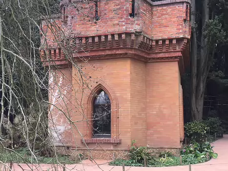 2021-04 Parc de Sceaux François G, détail sortie