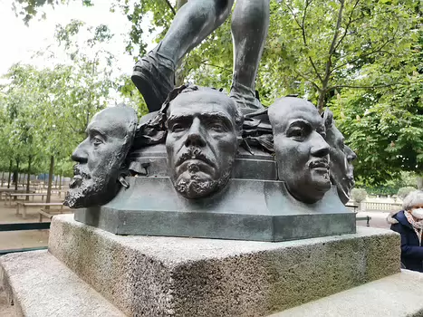 2021-05 Luxembourg - Montparnasse Christine D, détail sortie