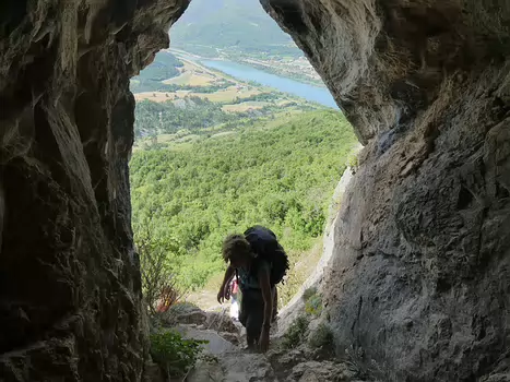 2022-06 Haute Provence Christian D, détail sortie