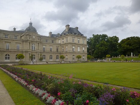 2022-06 Jardin du Luxembourg Dominique F, détail sortie