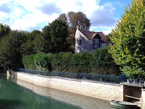 2022-09 Crécy-la-Chapelle Jocelyne D, détail sortie