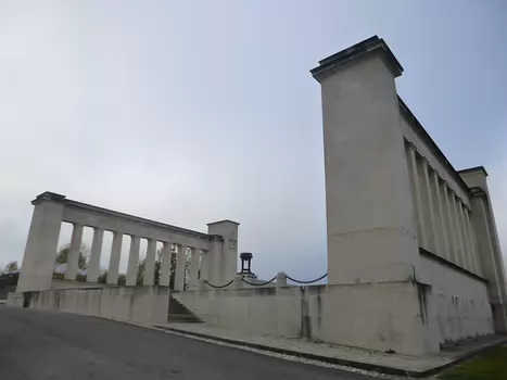 2022-11 Montfaucon d'Argonne Dominique F, détail sortie