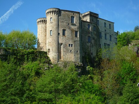 2025-04 Ardéche Bernadette P, détail sortie