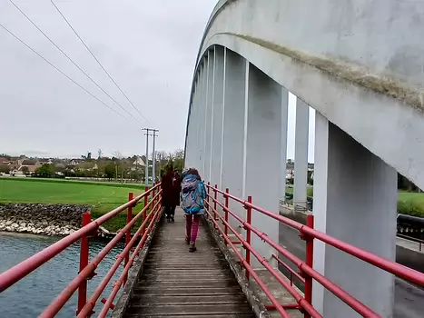 2025-04 Lizy-sur-Ourcq Jocelyne D, détail sortie