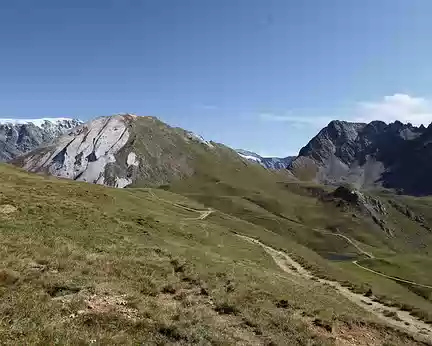 IMG_0458 Le Petit Mont Blanc (2680m) entre le col des Saulces et le col du Mône